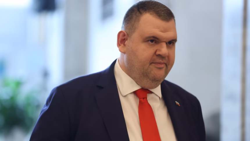 Пеевски с първи думи след оставката на кабинета: „печелившият е друг“!