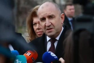 Доц. Борислав цеков: ако радев назначи гюров за премиер, ще има конфликт