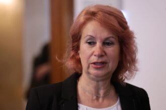 Нови области са на прага на епидемия! Проф. Христова зове: слагайте маските!