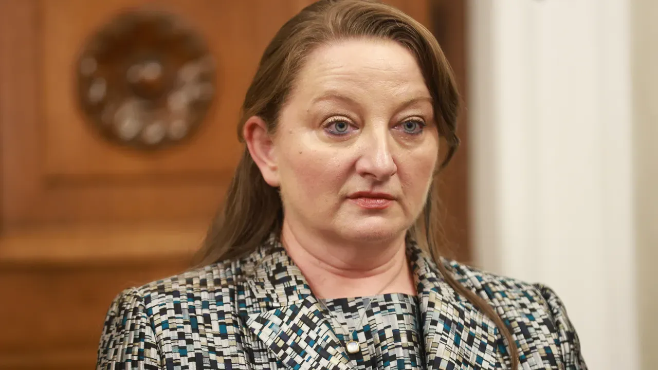 Сачева разкри защо точно желязков отиде в давос, а не радев