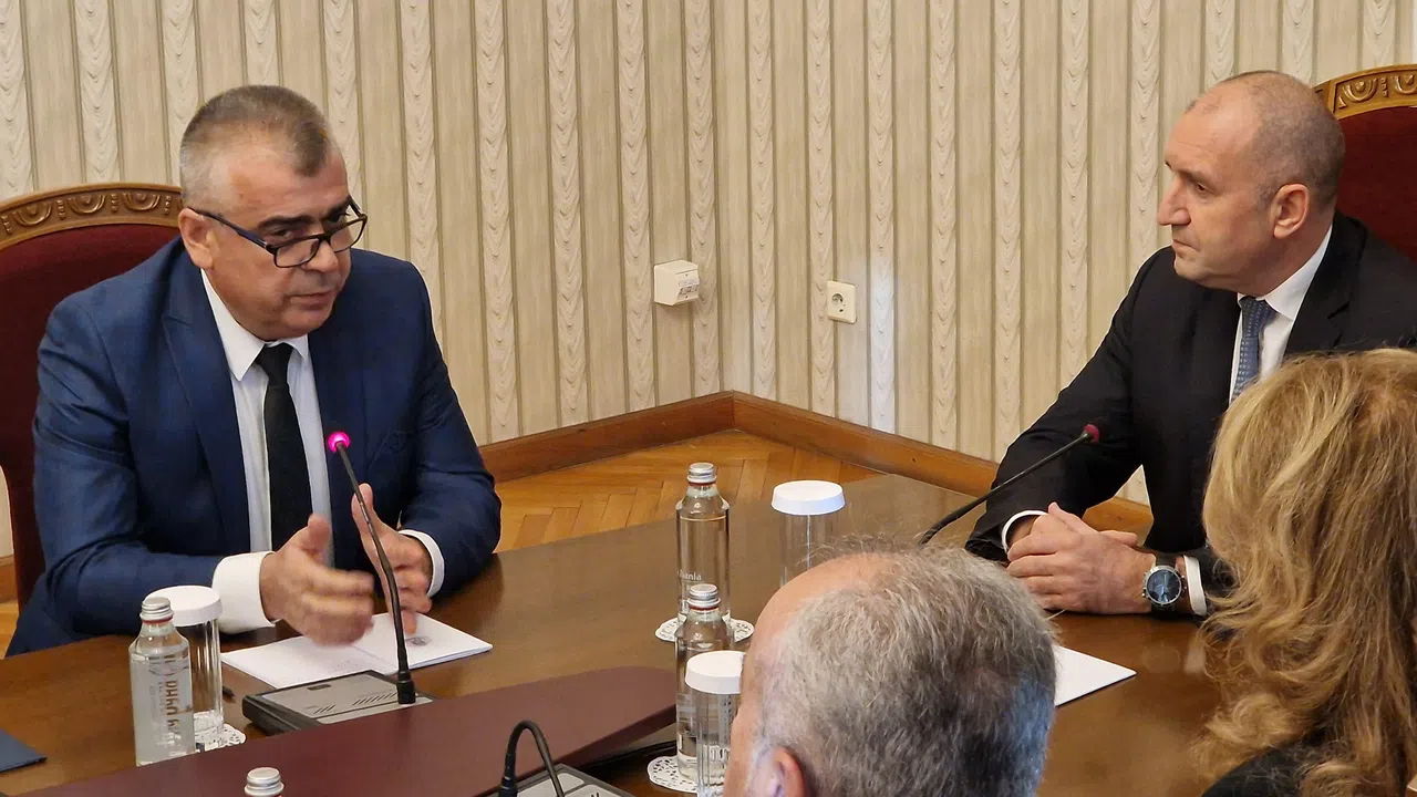 Извънредно! АПС върна третия мандат. Отиваме на избори! 1 Извънредно! Апс върна третия мандат. Отиваме на избори!