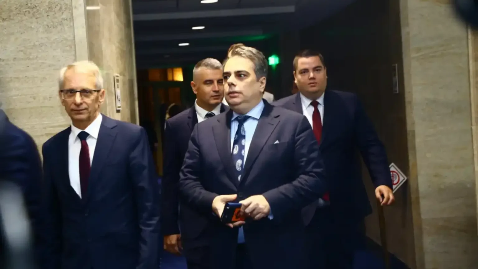 Пп излязоха с официална позиция за "петрохан", заплашиха със съд