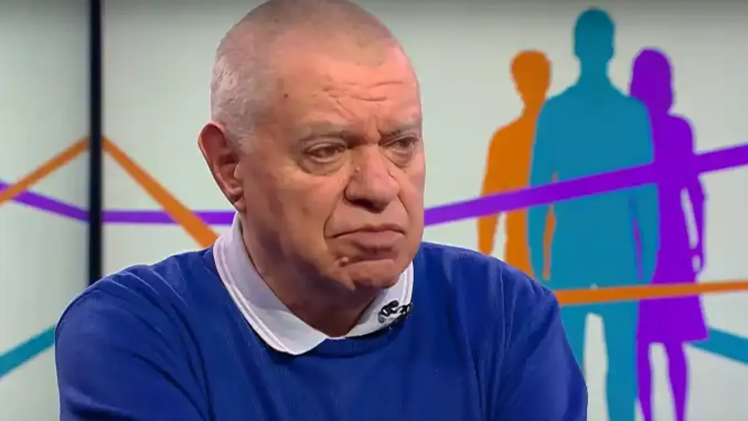 Проф. Константинов се изсмя за машините: Те нашите пенсионери банкомат не са виждали 1 Проф. Константинов се изсмя за машините: те нашите пенсионери банкомат не са виждали