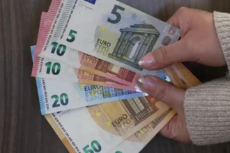 Внимавайте! Това са най разпространените фалшиви евробанкноти