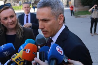 Експерт попари мераците Гюров за служебен премиер: Законът не го позволява!