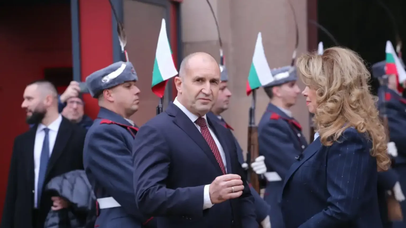 Ето кога ще е ясен следващият ход на радев