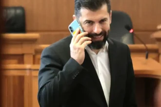 Връщат кирил петков в парламента, скоро истината лъсва