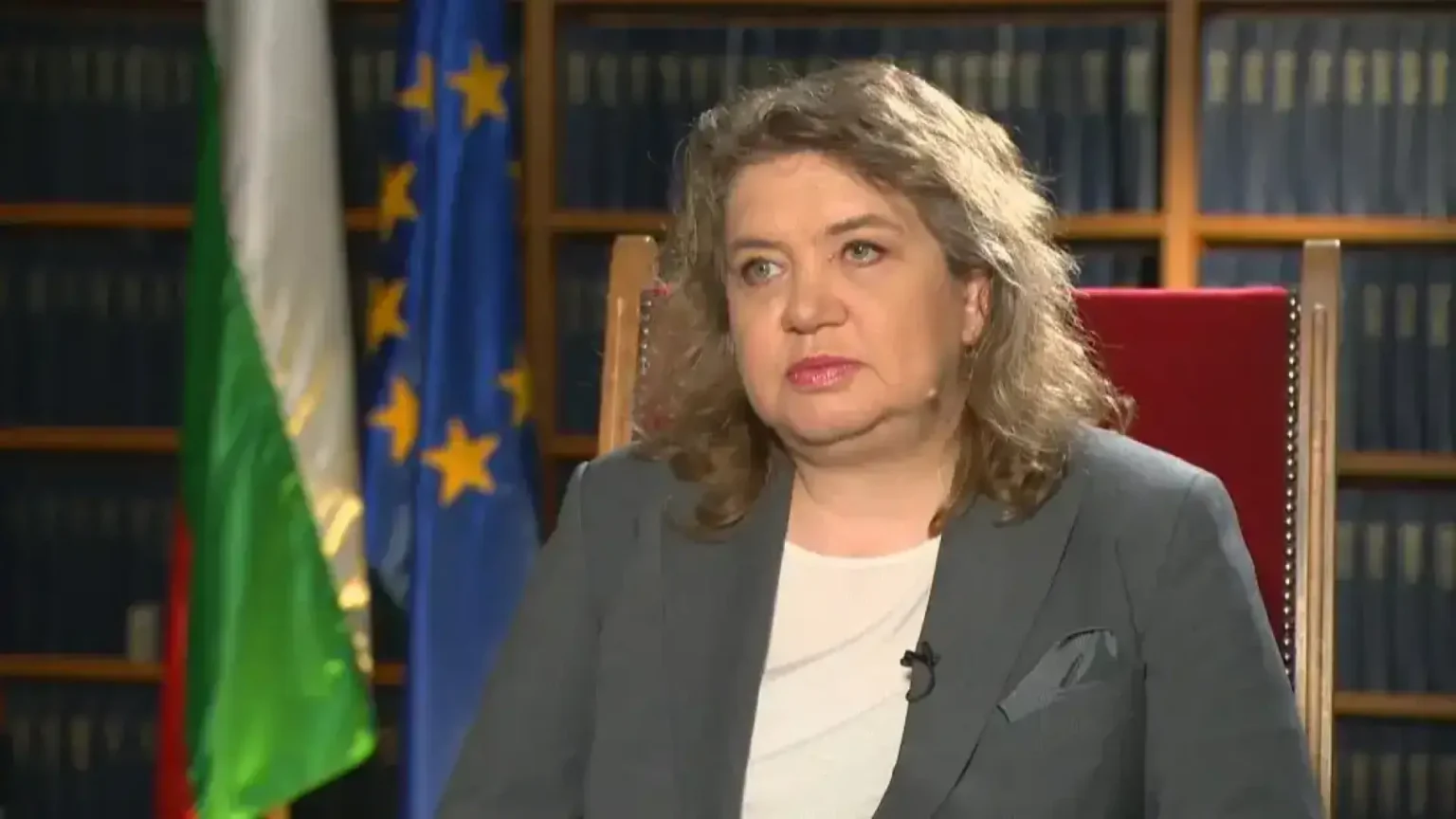 Наталия Киселова се барна с прическа за 5 стотака 1 Наталия киселова се барна с прическа за 5 стотака