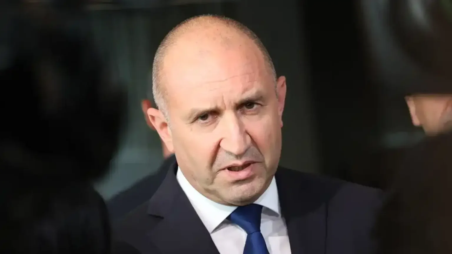 Плановете на радев лъснаха! Подадени са документи за политически марки