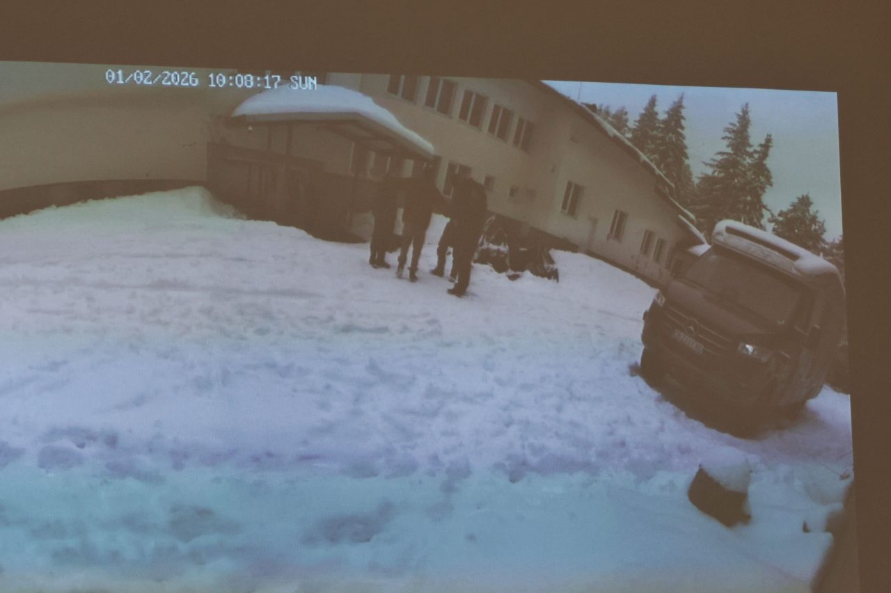 Настръхващи разкрития! Графолог разшифрова записките от „Петрохан“, вижте какво се крие зад тях