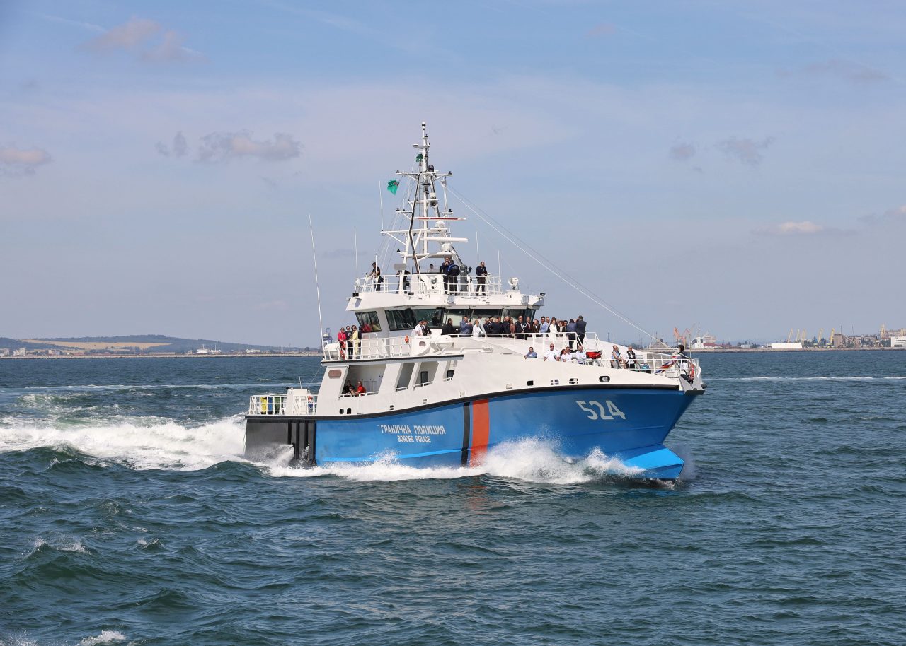 Извънредно: Откриха риболовния кораб, изчезнал край Маслен нос