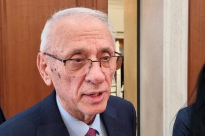 Здравният министър каза къде са най-много болните от грип и отсече: пикът на епидемията се очаква…