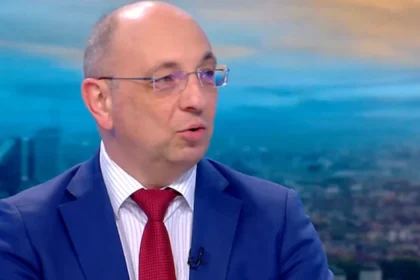 Николай василев: високите заплати вдигнаха цените, а не еврото