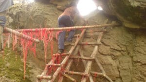 Змийското светилище край село Крибул: Лечебни сили срещу рак и черни магии в Родопите 2 Крибул