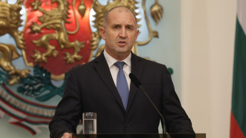 Радев нанесе нов удар по управляващите след масовия протест! Ето какво иска