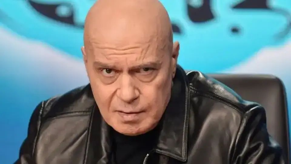 Слави се завръща! Ето какъв удар за телевизиите е подготвил