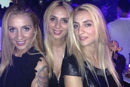 Съдбата на тризначките: две от тях са клошарки, а третата е женена за богаташ