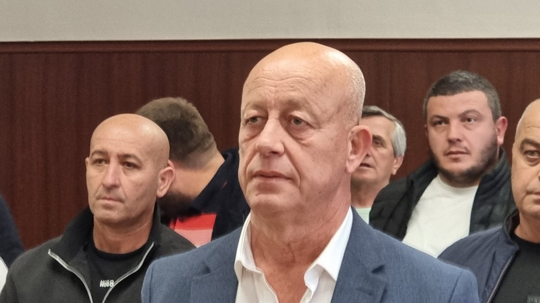 Деребей на доган вдигна палат като от приказките на шехерезада за дъщеря си