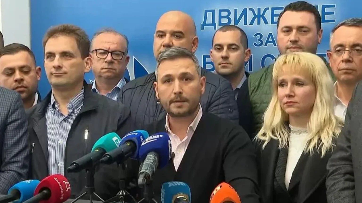 Официално: земеделските представители на доган се оттеглят от кабинета "желязков"