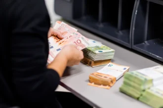 Изненада: без такса за една услуга в банките при въвеждането на еврото