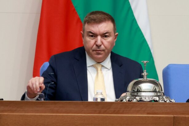 ГЕРБ спря парламентарния контрол за служебния кабинет