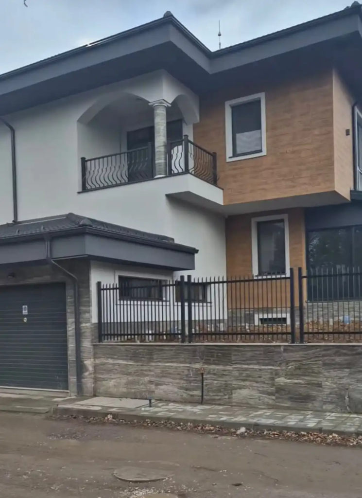 Деребей на доган вдигна палат като от приказките на шехерезада за дъщеря си