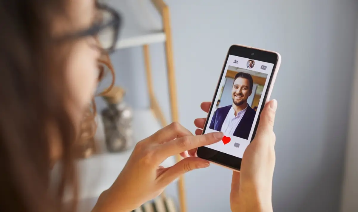 Кои са най-честите лъжи на мъжете в сайтовете за запознанства?