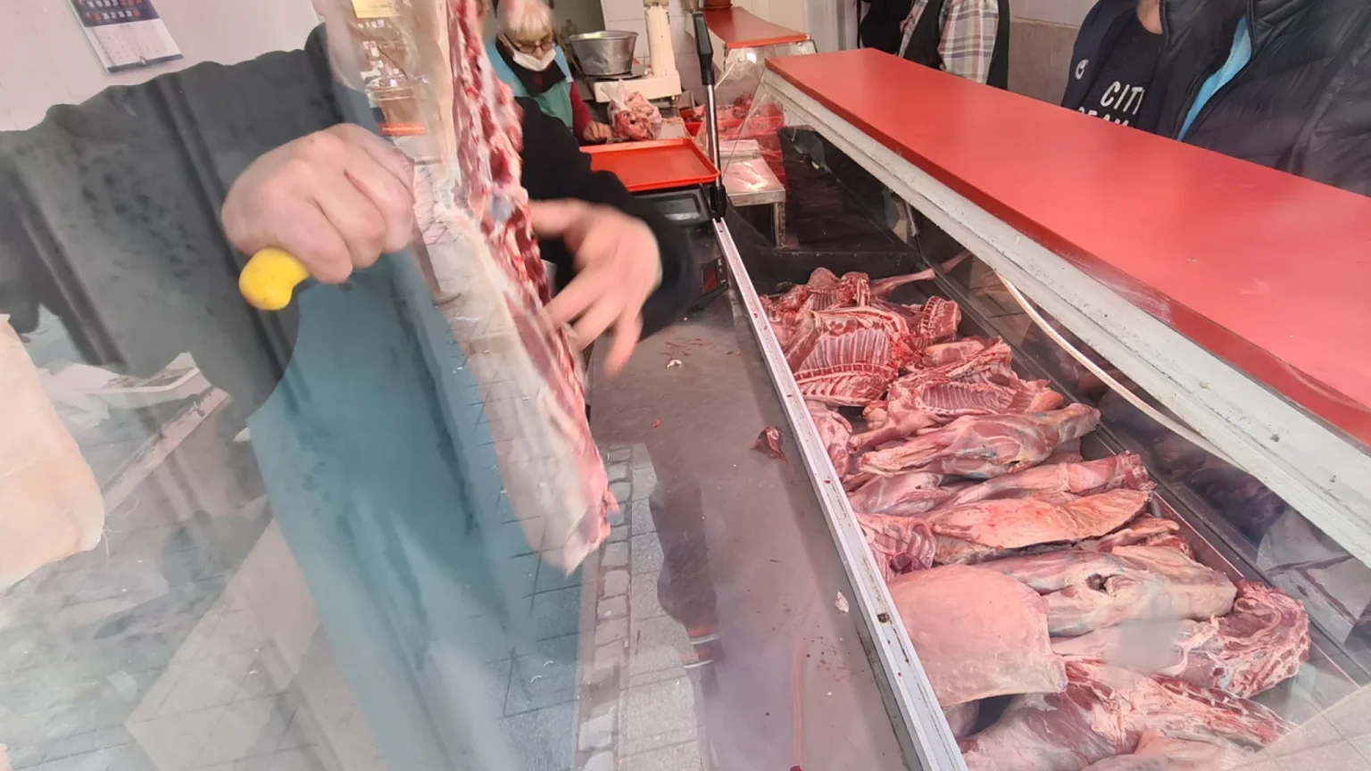 Преди да купите месо за великден – задължително вижте това на етикета!