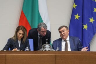 Неочаквана ситуация в нс! Депутати бяха пуснати в 10-минутна почивка, последвалото изненада мнозина