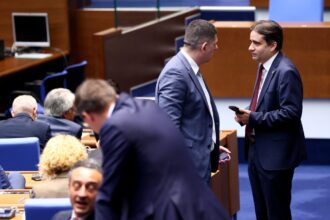 Драматично проучване: две партии наравно, ключова остава извън парламента