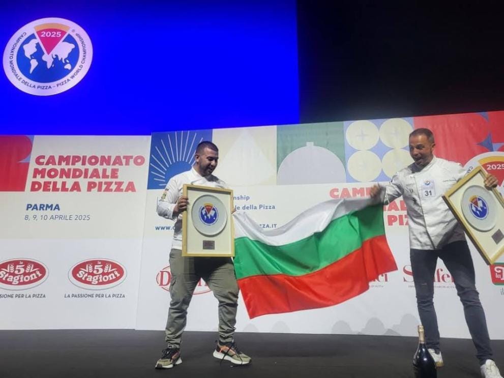 Браво! Бургазлии станаха световни шампиони по пица