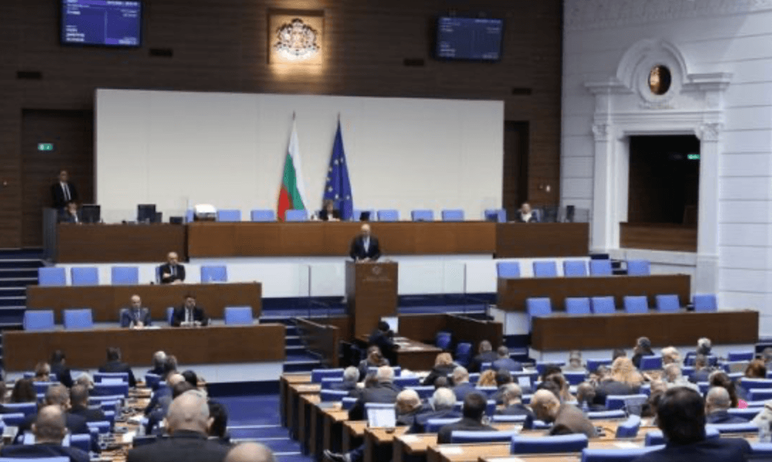 Скандали в нс: няма кворум за гледане на изборния кодекс. Итн: "ала-балатa" ще продължи с машините"