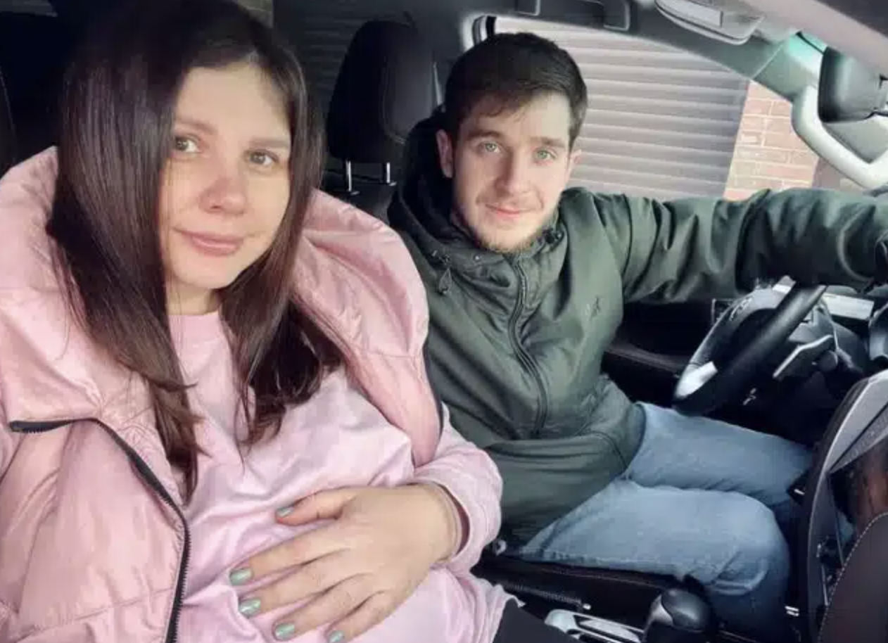 Мащеха завъртя любовна авантюра с 19 годишния син на съпруга си…