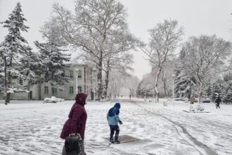 Meteo balkans: очаква се силно застудяване и до 40 см сняг в югозападна българия