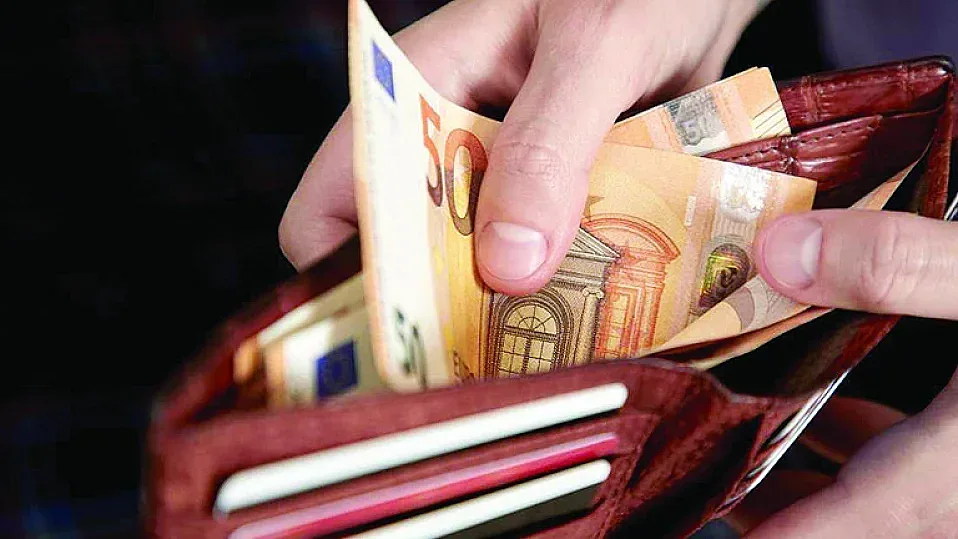 Вдигат заплати у нас! Ето ги късметлиите